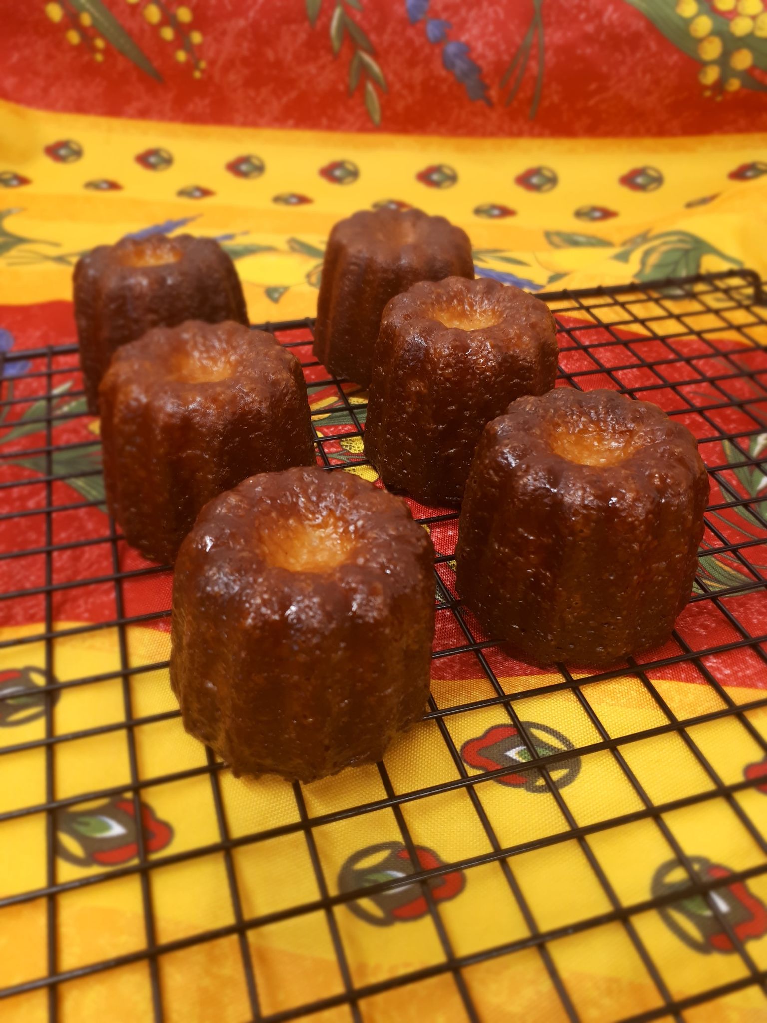 Canelés de Bordeaux